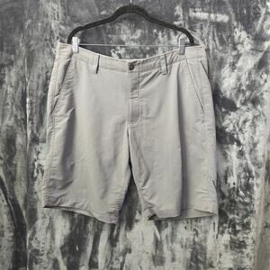 Under Armour Gray Shorts Loose Coop Mens 38 x 11